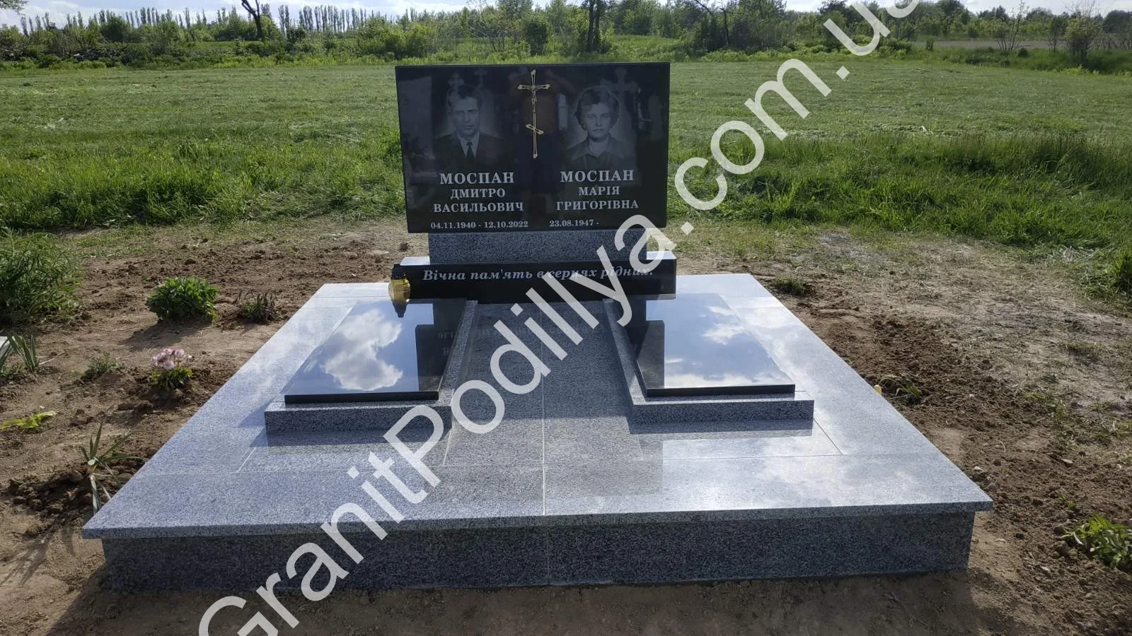 Подвійний пам'ятник з граніту - Кам'янець-Подільський | GranitPodillya